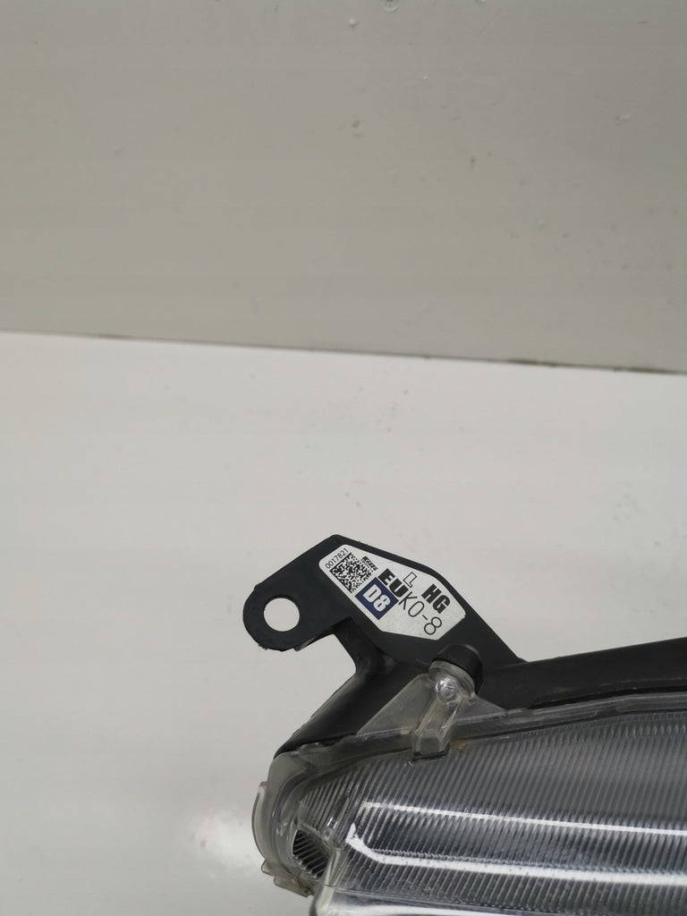 Frontscheinwerfer Toyota 4 Yaris EUK0-8 LED Links Scheinwerfer Headlight