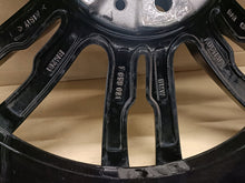 Load image into Gallery viewer, 1x Alufelge 18 Zoll 8.5" 5x120 47ET Glanz 7850021 BMW Rim Wheel FEL6132323471wn
