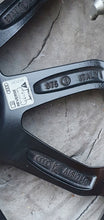 Laden Sie das Bild in den Galerie-Viewer, 1x Alufelge 17 Zoll 7.5" 5x100 46ET Glanz Schwarz 82A071497 Audi A1 Rim Wheel FEL3656369955ky