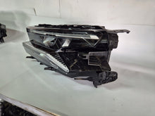 Laden Sie das Bild in den Galerie-Viewer, Frontscheinwerfer Citroën C5 III Aircross 9845356280 Full LED Ein Satz Headlight