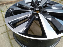 Load image into Gallery viewer, 1x Alufelge 17 Zoll 6.5&quot; 4x100 50ET Glanz Graphit AC4CH-T6 Nissan Micra K14