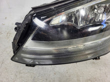Laden Sie das Bild in den Galerie-Viewer, Frontscheinwerfer Mercedes-Benz W205 A2058200161KOD 85122000 LED Links Headlight SCH4766407764hb