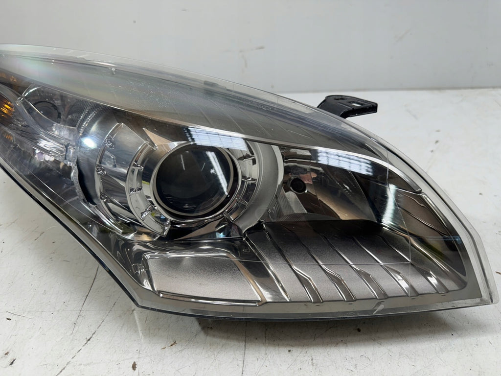 Frontscheinwerfer Renault Megane III 260100021RRR1 Xenon Rechts Headlight SCH5293872835vu