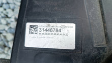 Laden Sie das Bild in den Galerie-Viewer, Frontscheinwerfer Volvo 31446784 Links Scheinwerfer Headlight SCH9339143797ie