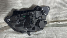 Load image into Gallery viewer, Frontscheinwerfer Hyundai Bayon 92102-Q0600 Full LED Rechts Headlight