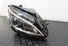 Laden Sie das Bild in den Galerie-Viewer, Frontscheinwerfer Mercedes-Benz W205 A2059062604 Full LED Rechts Headlight SCH5365769300fh