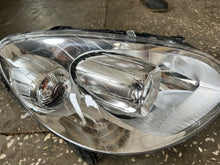 Laden Sie das Bild in den Galerie-Viewer, Frontscheinwerfer Mercedes-Benz W245 301220202 Rechts Scheinwerfer Headlight SCH9797429091hi