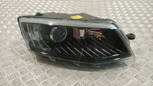 Load image into Gallery viewer, Frontscheinwerfer Skoda Octavia III 5E1941016 Vorderseite Scheinwerfer Headlight SCH3322982225li