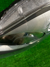 Load image into Gallery viewer, Frontscheinwerfer Honda Jazz III CSC16255 Links Scheinwerfer Headlight SCH3842729674be