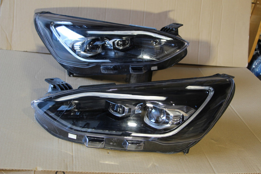 Frontscheinwerfer Ford Focus JX7B-13E017-AH LED Ein Stück (Rechts oder Links)