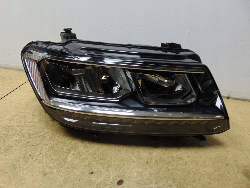 Frontscheinwerfer VW Tiguan 5NB941036D Rechts Scheinwerfer Headlight