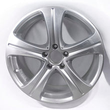 Laden Sie das Bild in den Galerie-Viewer, 1x Alufelge 18 Zoll 8.0&quot; 5x112 43ET A2134011400 Mercedes-Benz W213 Rim Wheel