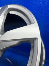 Load image into Gallery viewer, 1x Alufelge 19 Zoll 9.0" 5x112 8S0601025BH Audi Tt Rim Wheel FEL4972844097af