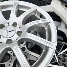 Load image into Gallery viewer, 1x Alufelge 17 Zoll 8.5" 5x112 30ET Glanz Silber A1714012302 Mercedes-Benz Slk FEL9231205531km