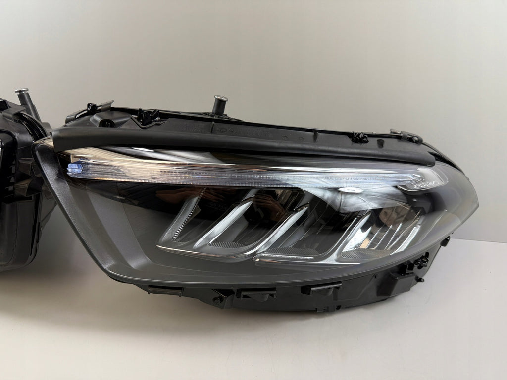 Frontscheinwerfer Mercedes-Benz A1779066304 LED Ein Satz Scheinwerfer Headlight SCH3566921770ym