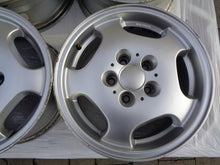 Load image into Gallery viewer, 4x Alufelge 15 Zoll 7.0&quot; 5x112 37ET Silber A2314010400 Mercedes-Benz Clk