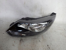 Laden Sie das Bild in den Galerie-Viewer, Frontscheinwerfer Ford Focus Links Scheinwerfer Headlight SCH2203077479tc
