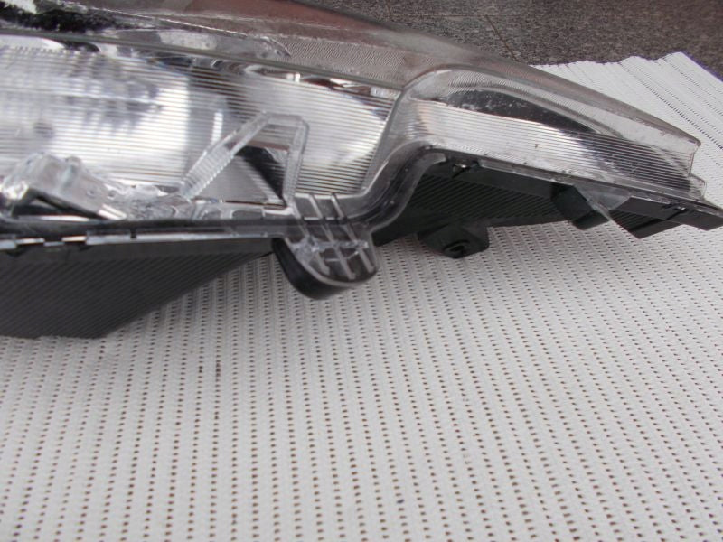 Frontscheinwerfer Mitsubishi Space Star 34567765678903 Rechts Headlight