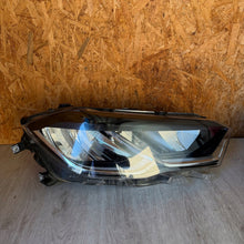 Laden Sie das Bild in den Galerie-Viewer, Frontscheinwerfer VW Polo 2G1941006C 2G1941005C Ein Satz Scheinwerfer Headlight SCH2131693100er