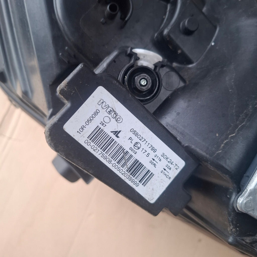 Frontscheinwerfer Iveco Daily IV 05802711800 05802711799 Ein Satz Headlight SCH7417390336vh