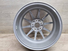 Laden Sie das Bild in den Galerie-Viewer, 1x Alufelge 17 Zoll 5x112 A2464010102 Mercedes-Benz W246 W242 Rim Wheel FEL1452819783pk