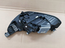 Laden Sie das Bild in den Galerie-Viewer, Frontscheinwerfer Ford Focus NX7B-13E016-AG NX7B-13E016 Rechts Headlight SCH1888518785fm