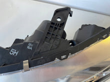 Laden Sie das Bild in den Galerie-Viewer, Frontscheinwerfer Mitsubishi Eclipse Cross LED Links Scheinwerfer Headlight