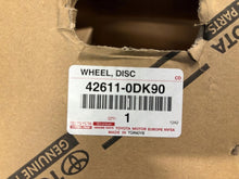 Load image into Gallery viewer, 1x Alufelge 18 Zoll 7.0" 5x114.3 50ET 42611-0DK90 Toyota Yaris Cross Rim Wheel FEL3454872062ms
