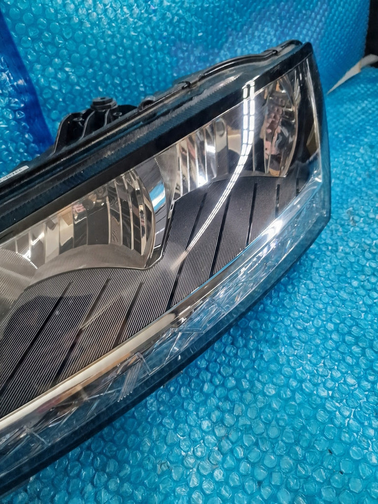 Frontscheinwerfer Skoda Fabia 6V1941015D Links Scheinwerfer Headlight