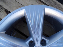 Laden Sie das Bild in den Galerie-Viewer, 1x Alufelge 19 Zoll 8.0" 5x112 Glanz 89A601025B Audi E-Tron Rim Wheel FEL8952214121dz