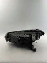 Load image into Gallery viewer, Frontscheinwerfer VW Caddy 2K8941006C Rechts Scheinwerfer Headlight SCH4225133012pq