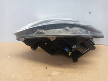 Laden Sie das Bild in den Galerie-Viewer, Frontscheinwerfer Mercedes-Benz Vito 4479060101 LED Links Scheinwerfer Headlight