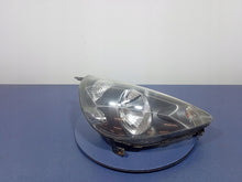 Laden Sie das Bild in den Galerie-Viewer, Frontscheinwerfer Honda Jazz I Rechts Scheinwerfer Headlight SCH3942131904gm