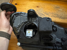 Load image into Gallery viewer, Frontscheinwerfer Mercedes-Benz W212 A2128201961 Links Scheinwerfer Headlight SCH2390920409bn