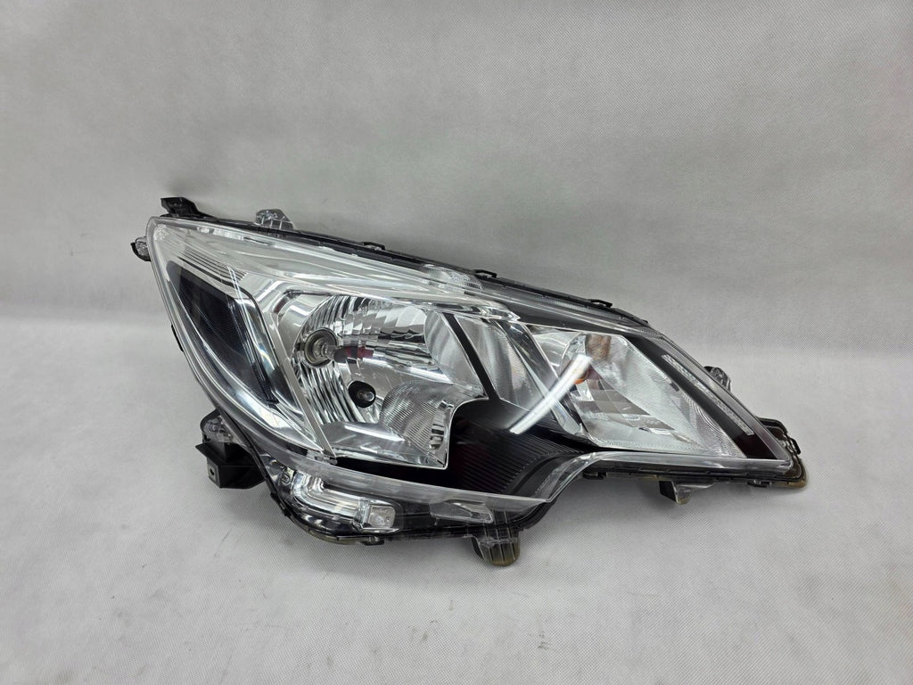 Frontscheinwerfer Mitsubishi Space Star SPP17812 W5335 Rechts Headlight SCH6142366337rq