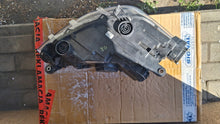 Laden Sie das Bild in den Galerie-Viewer, Frontscheinwerfer Seat Ibiza V 6F1941015 Ein Satz Scheinwerfer Headlight SCH3581922425tq