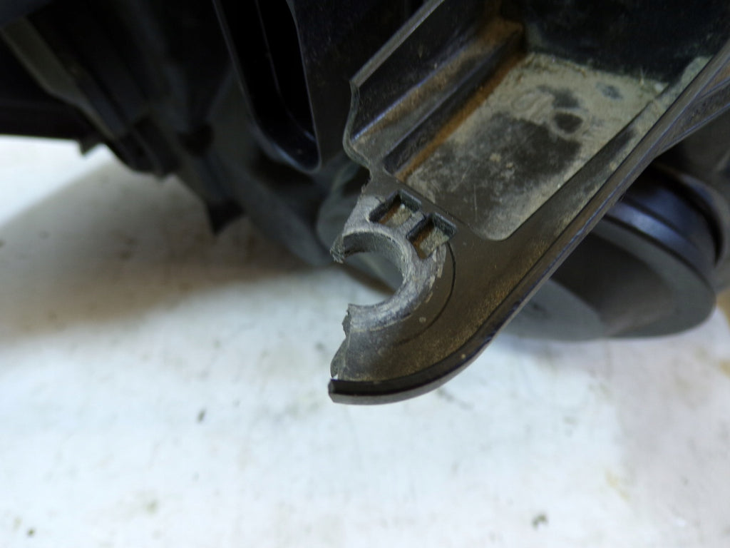Frontscheinwerfer Ford Kuga I 8V41-13W030-CH Links Scheinwerfer Headlight SCH2823750747oj