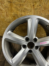 Laden Sie das Bild in den Galerie-Viewer, 1x Alufelge 17 Zoll 7.5&quot; 5x112 43ET 8E0601025AQ Audi Rim Wheel