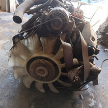 Laden Sie das Bild in den Galerie-Viewer, Motor Ford Fiesta II Fbd 4.0 97PS 71kW Benzin Engine Unkomplett MOT4532426043gs