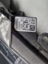 Load image into Gallery viewer, Frontscheinwerfer Toyota Corolla 81130-02S70 LED Rechts Scheinwerfer Headlight SCH9424108144fb