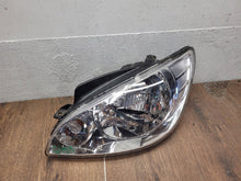 Load image into Gallery viewer, Frontscheinwerfer Hyundai Getz 921011C500 Links Scheinwerfer Headlight