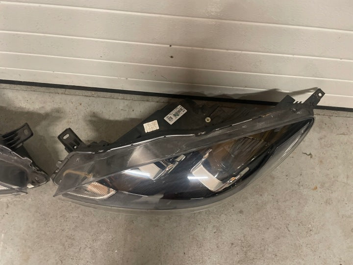 Frontscheinwerfer Ford Kuga LV4B-13E014-CA LV4B-13E015-CA Full LED Ein Satz SCH9628433869pg