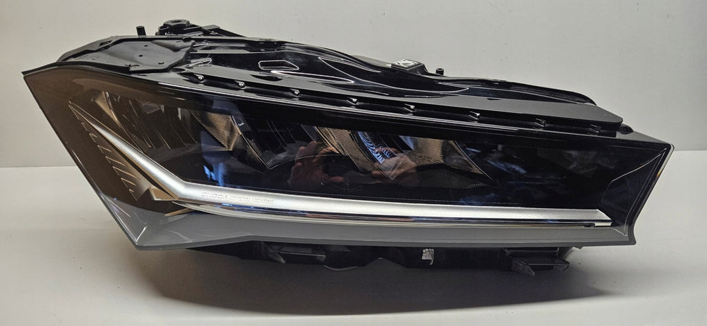 Frontscheinwerfer Skoda Superb 3P1941016 LED Rechts Scheinwerfer Headlight SCH8685149174ea