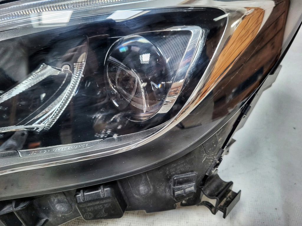 Frontscheinwerfer Mercedes-Benz Gla A1569066900 A1569067000 Full LED Ein Satz SCH3599076067wx