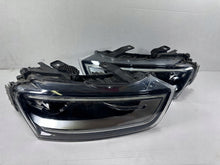 Laden Sie das Bild in den Galerie-Viewer, Frontscheinwerfer Audi Q3 8U0941032 8U0941031 Ein Stück (Rechts oder Links)