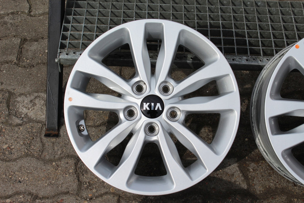 4x Alufelge 16 Zoll 6.5" 5x114.3 50ET Silber 52910A2830 Kia Ceed Rim Wheel