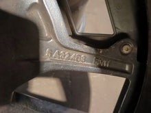 Load image into Gallery viewer, 1x Alufelge 19 Zoll 8.5" 5x112 29ET Glanz Schwarz 5A324E2 BMW 5 Rim Wheel FEL2501725778dy