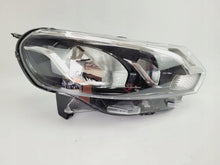 Laden Sie das Bild in den Galerie-Viewer, Frontscheinwerfer Toyota Proace 9808581180 Rechts Scheinwerfer Headlight SCH2058589469dy