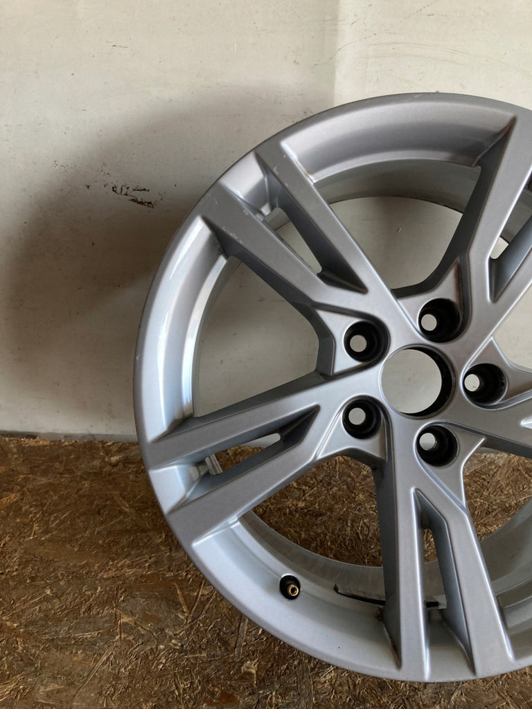 1x Alufelge 17 Zoll 7.5" 5x112 43ET Glanz Silber 8V0601025DD Audi Rim Wheel FEL6688490229id