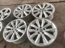 Laden Sie das Bild in den Galerie-Viewer, 4x Alufelge 17 Zoll 7.0" 5x112 34ET Glanz Silber 80A601025J Audi Rim Wheel FEL3828184443rx